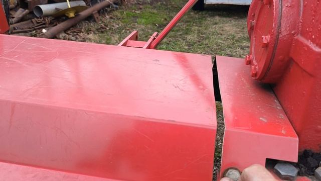 Сделал открывные крышки на почвуфрезу 220 на МТЗ.