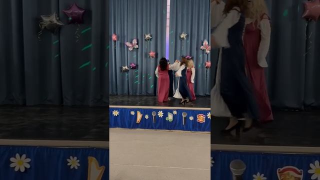 Танец. СДК Брикет