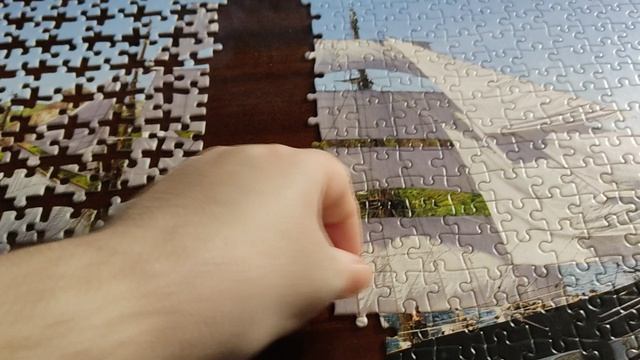 Собираю пазлы.