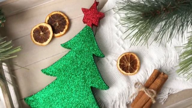 Елочное украшение ЁЛОЧКА ДВУХЦВЕТНАЯ с блестками, пеноплекс, зеленая, 25 см, Е2-250-зел