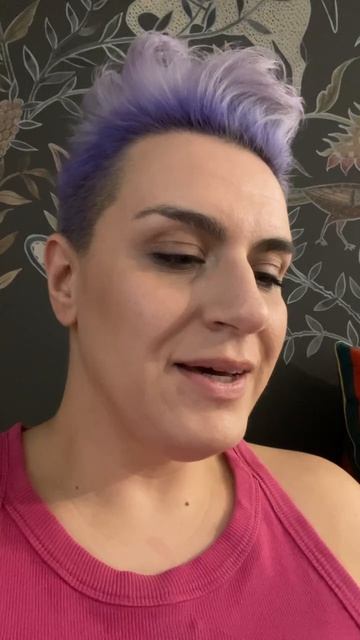 Благодарю за цветы ❤️❤️❤️ невероятные! Пахучие!!! Сижу ими дышу 🙈