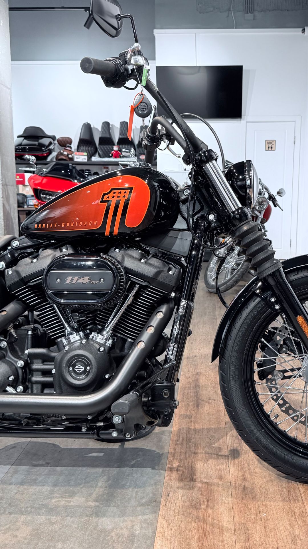 2021 HD Street Bob Baja Orange N.1 7K (VIN *5HD*6237)
