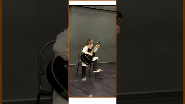 Коваленко-Докучаев Пётр 1 РОНДОЛЕТТО 2 Я НА КАМУШКЕ СИЖУ