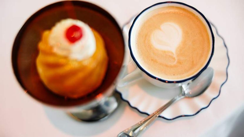 В двух театрах Москвы закрыли буфеты на 90 суток из-за нарушения санитарных норм