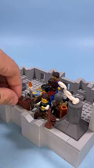 Стол с картой LEGO