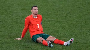 Роналду стало плохо во время матча с "Аль-Иттифаком"