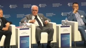 Академик Роберт Нигматуллин сделал неделю назад очень резкое заявление на Московском экономическом