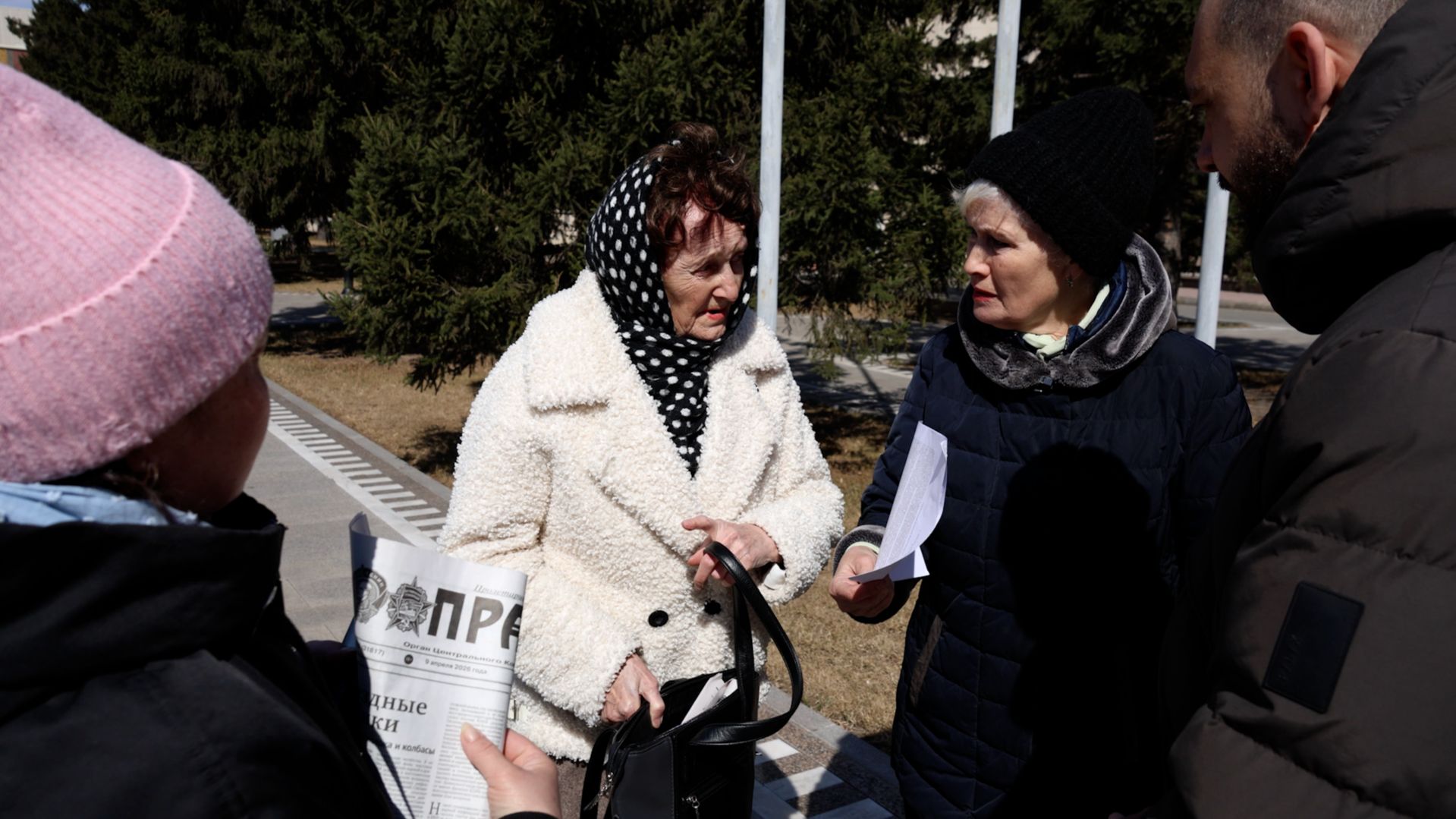 Дети войны выступают за установку памятника Сталину в Хакасии