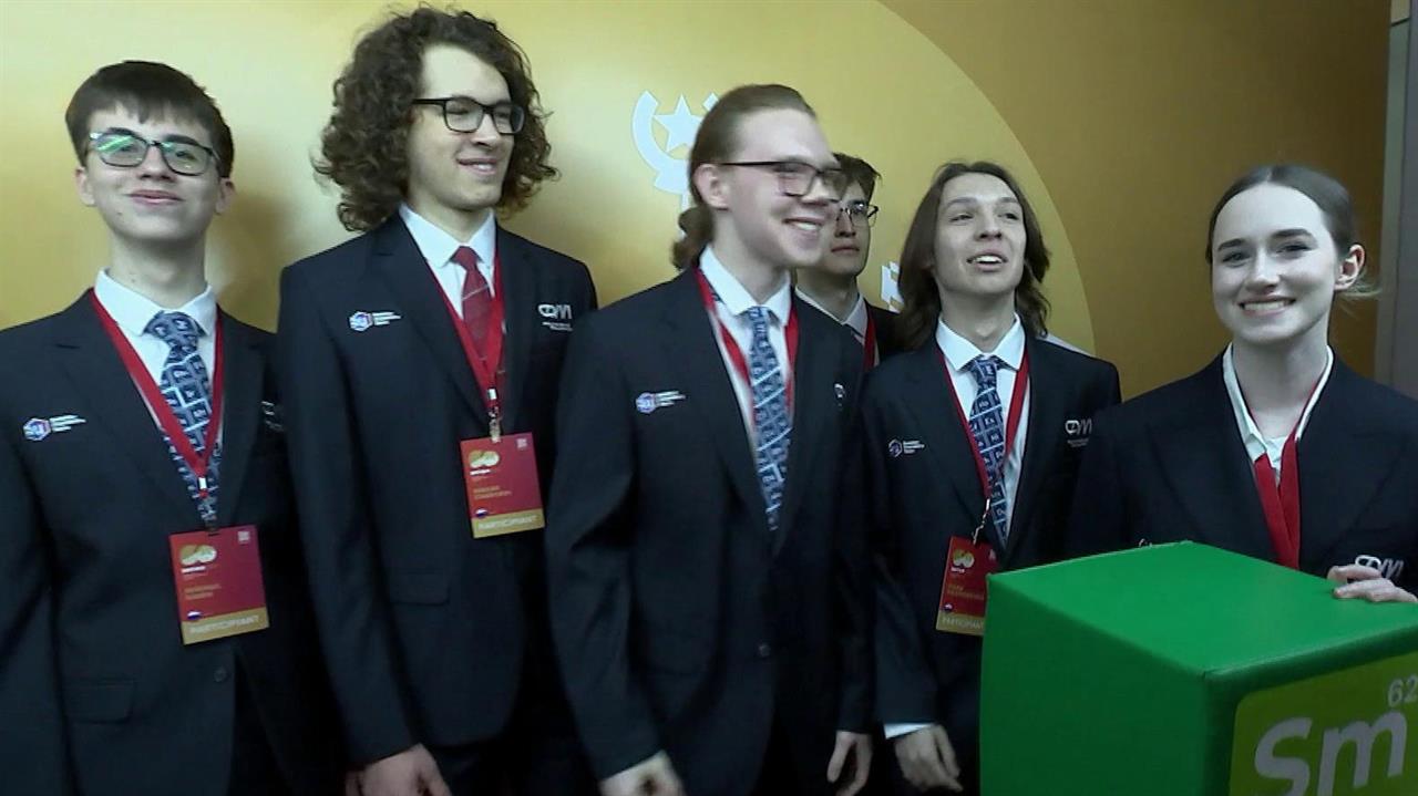 Школьники из 35 стран принимают участие в Международной Менделеевской олимпиаде по химии