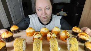 Мукбанг Запеченные роллы, темпура роллы и кола с финиками.