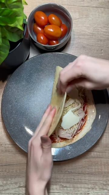 Кальцоне-пицца в аэрогриле 😋