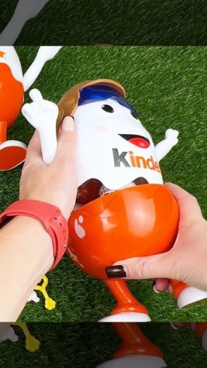 21 яйцо Киндер 😱 Что внутри? Открываем все! 🎁