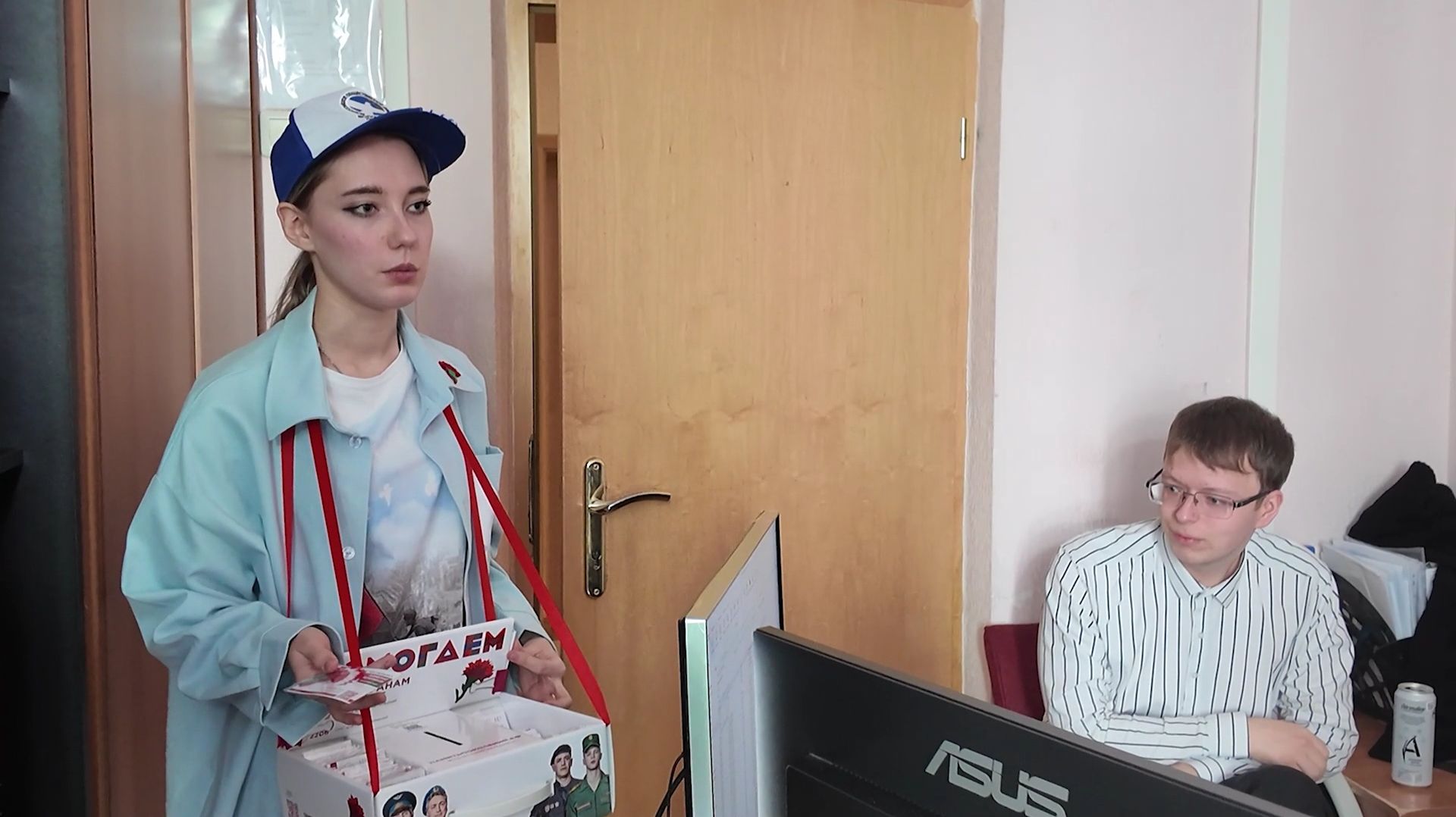 Пыть-яхцы присоединились к акции Красная гвоздика