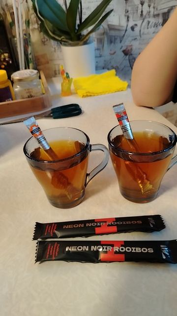 Заварил чай ройбуш от НЛ, карамельный и апельсиновый