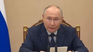 «Ниже прогнозов ЦБ и правительства» Путин потребовал срочных мер. ВВП падает, но безработица — 2,1%