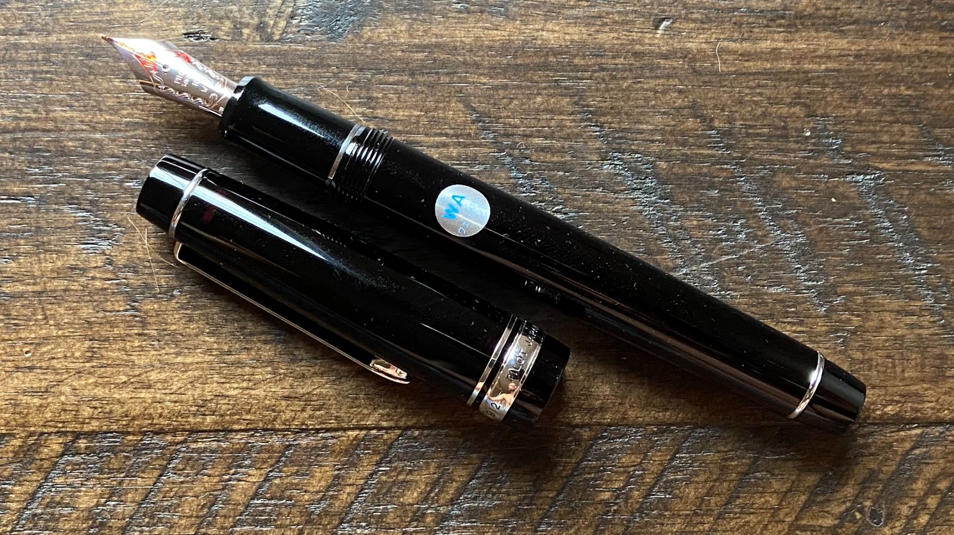 Перьевая ручка Pilot Custom Heritage 912 с необычным изогнутым пером WA