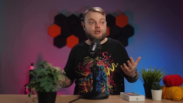 Самый важный айфон за всю историю: iPhone X смотреть онлайн