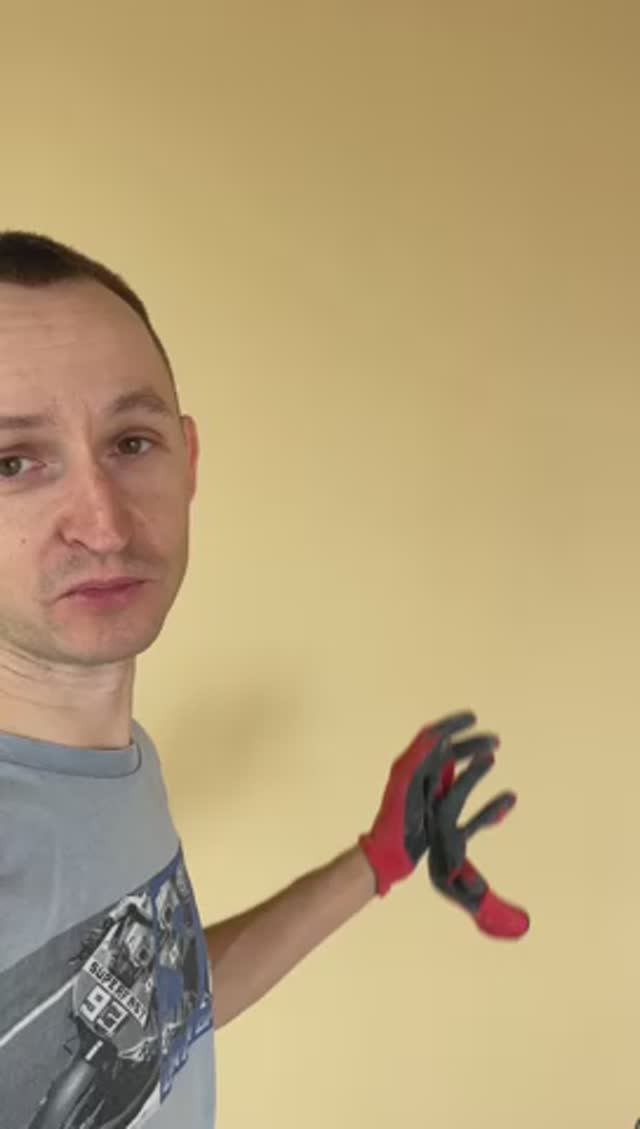 Промахнулись с цветом краски спальня теперь золотая