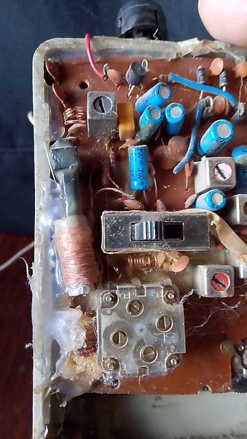 УКВ радиомикрофон на транзисторе кт315.