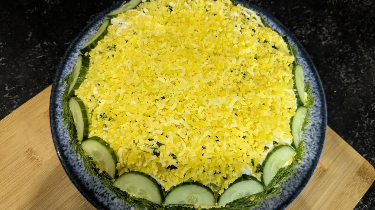 Салат КУРОЧКА РЯБА покоряет всех, кто попробовал! Пальчики оближешь!