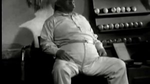 "Девушка спешит на свидание" 1936г., эпизод, песня, 17-04-2026