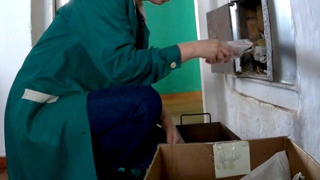 прокаливание песка/топлю печь/архивное видео с работы