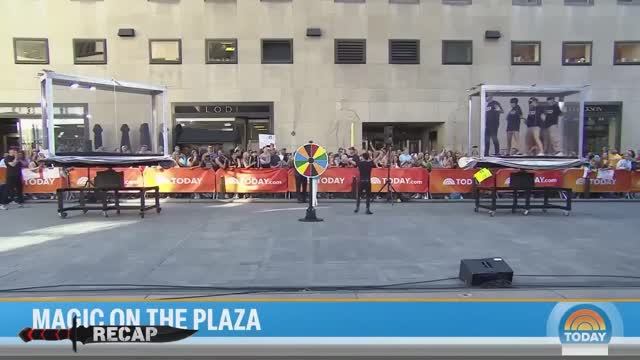 Секрет иллюзии с телепортацией людей на вращающихся платформах