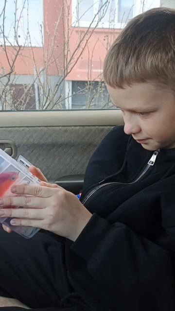 БОМБЕЗНЫЙ ПОДАРОК #РАСПАКОВКА #РЫБАЛКА #ПОДАРОК_КОТОРЫЙ_ЗАПОМНЯТ