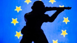 Европа начала усиленно подталкивать континент к большой войне