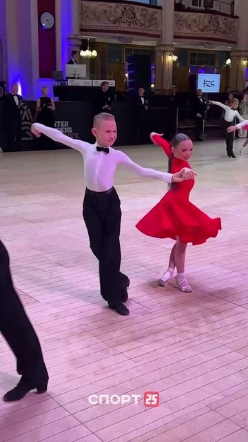 В шаге от финала Европы: дальневосточная пара ворвалась в элиту танцевального спорта