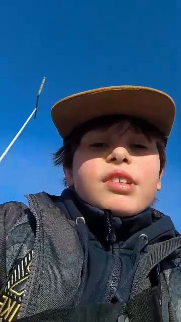 я на скейт площадке.