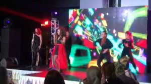 Ты со мной забудь обо всем.