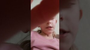 Кристинка малинка.Я рассказываю о себе!