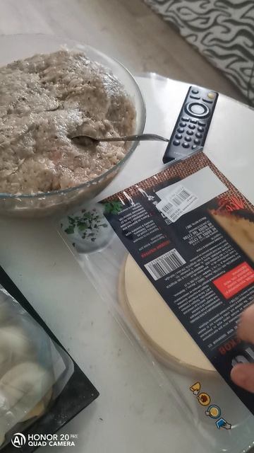 Леплю пельмени и чебуреки на заморозку 