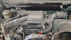 Замена воздушного фильтра  двигат Honda N Wgn