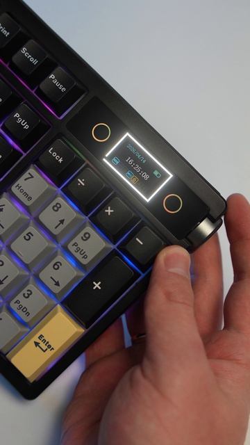 Шикарная полноразмерная клавиатура - Epomaker TH108 Pro