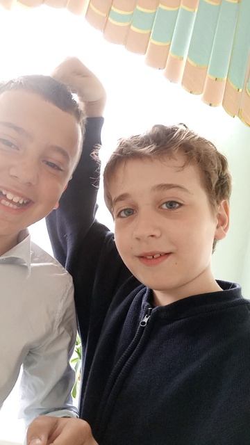 подписывайтесь на меня и бобра гд