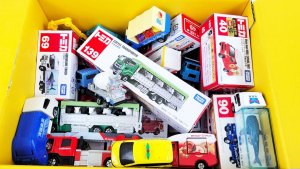 Мультики для детей и малышей. Ищем машинки и коробки от них. Мультики машинки