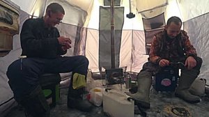 Зимняя рыбалка на окуня. Первый лед.