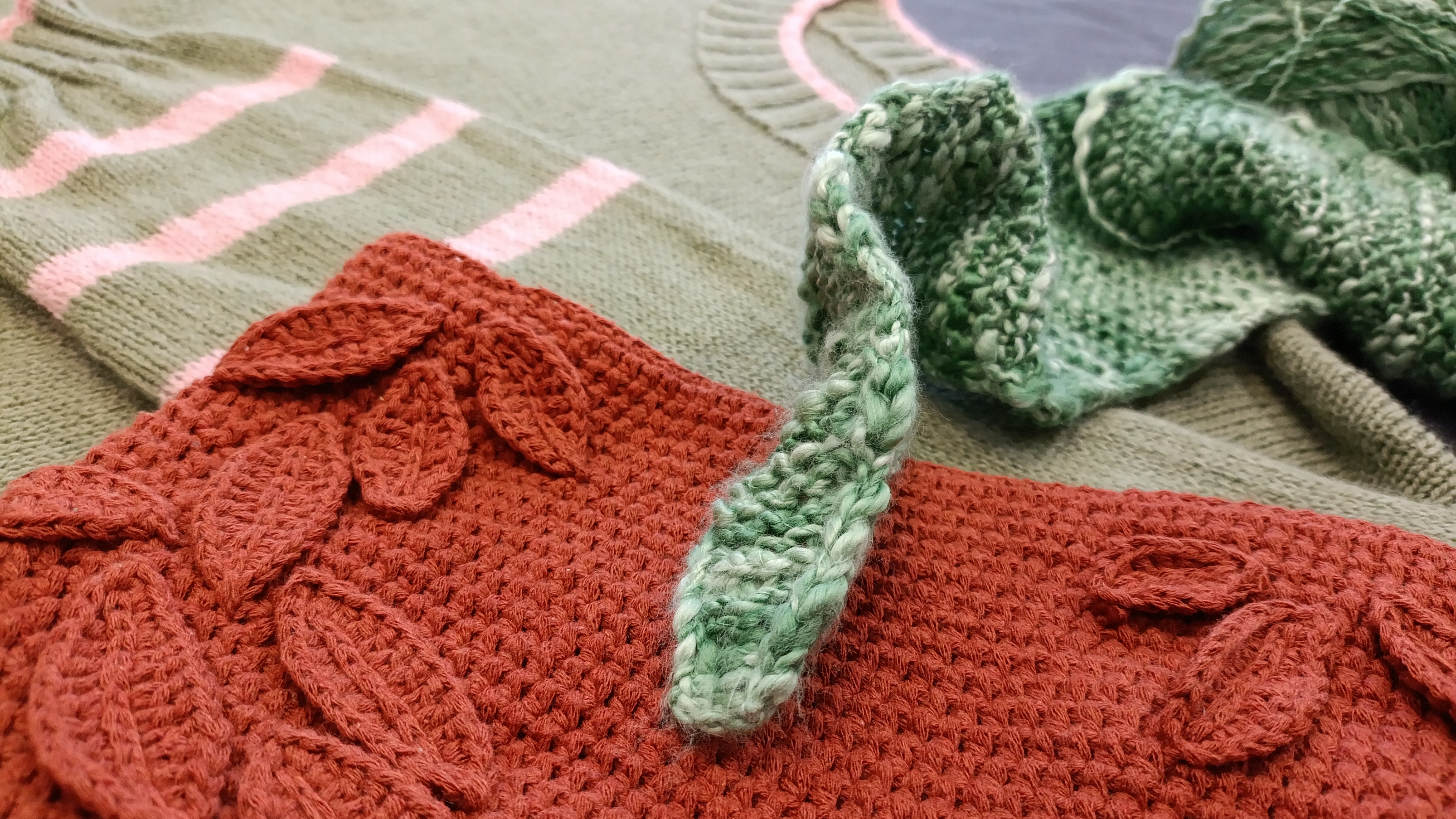 Джемпер готов! Шарфик  сумочка