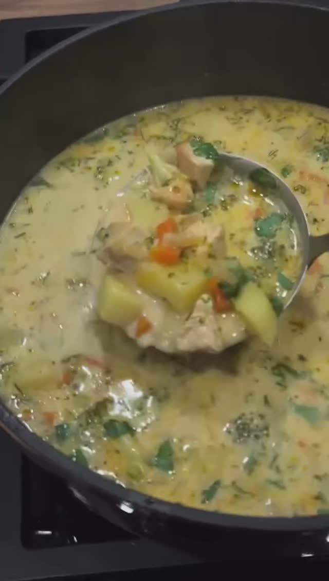 Сырный супчик с брокколи.