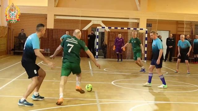 Товарищеский матч по мини-футболу состоялся между командами руководства УВД и РОВД области