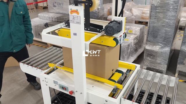 Полуавтоматическая машина для запечатывания коробок