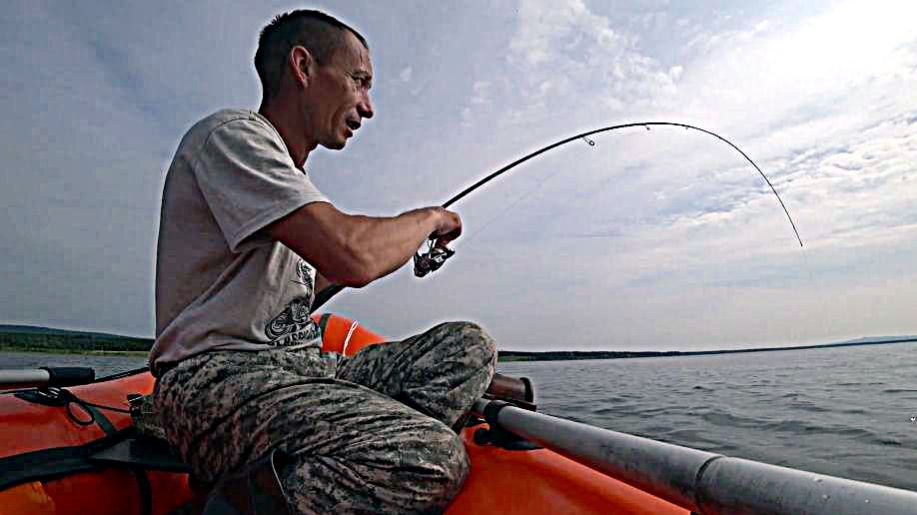 Рыбалка на озере Гунда.