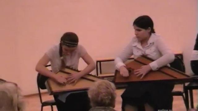 Вдоль Фонтанки спозаранку