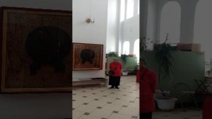 Божественная служба в храме Святой Троицы