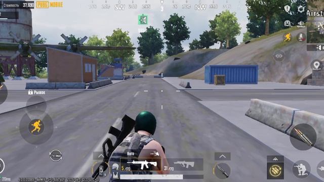 играю в метро рояль в пабг мобайл Виктор на деле