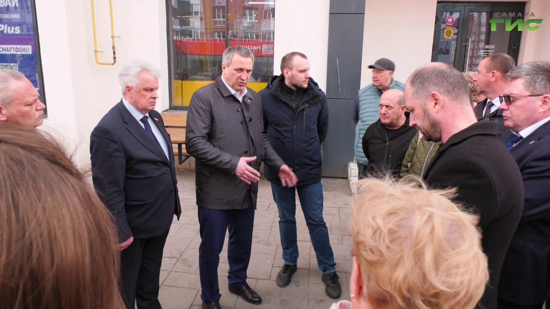 Иван Носков и Виктор Казаков встретились с жителями Крутых Ключей и Новой Самары
