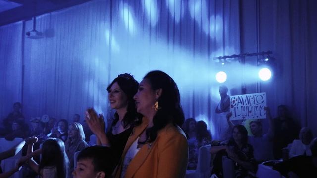 ОРГАНИЗАТОР И ВЕДУЩАЯ КСЕНИЯ АНТРОПОВА