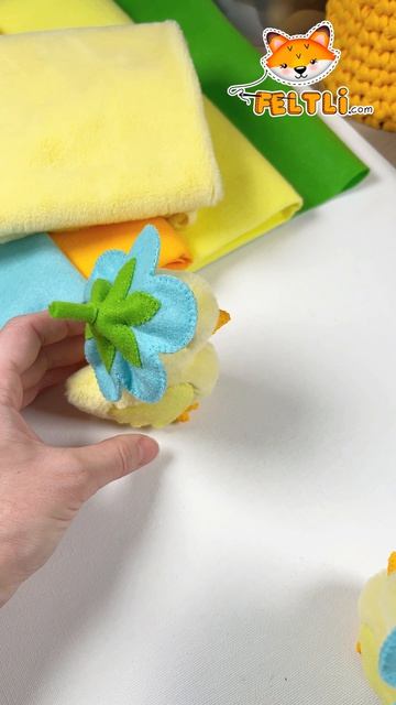 Игрушки своими руками  Выкройка цыпленка feltli игрушкисвоимируками цыпленок игрушкиизфетра